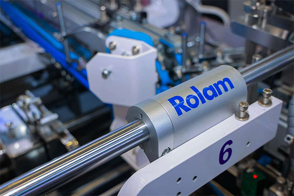 經(jīng)過(guò)糊盒機(jī)糊盒的折疊盒，其市場(chǎng)需求不言而喻