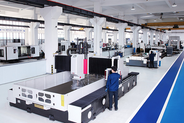 綠色工廠，新羅蘭糊盒機(jī)在行動(dòng)