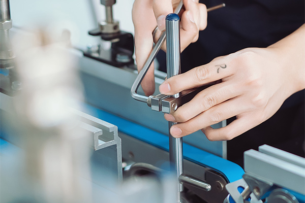 當你擁有了一臺糊箱機時，保養(yǎng)尤為重要，淺析糊箱機保養(yǎng)與注意事項