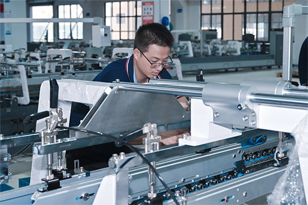 糊盒機(jī)適用于哪些小的包裝盒及其優(yōu)勢(shì)？