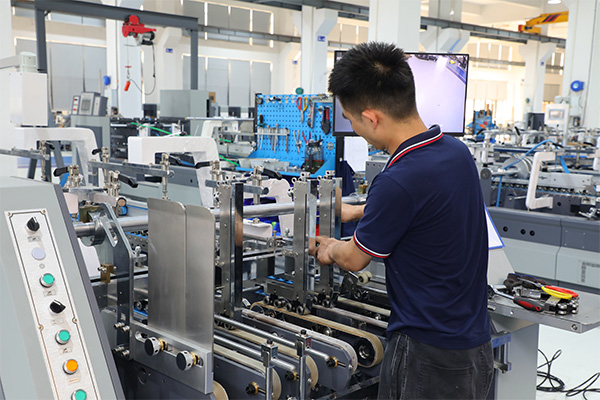 塑料轉向紙盒趨勢，糊盒機帶來了什么商業(yè)機遇