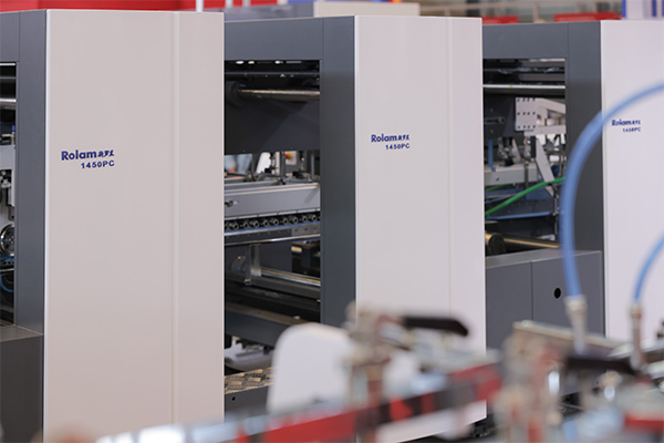 聚焦糊箱機生產(chǎn)力，新羅蘭爭做綠色糊箱踐行者